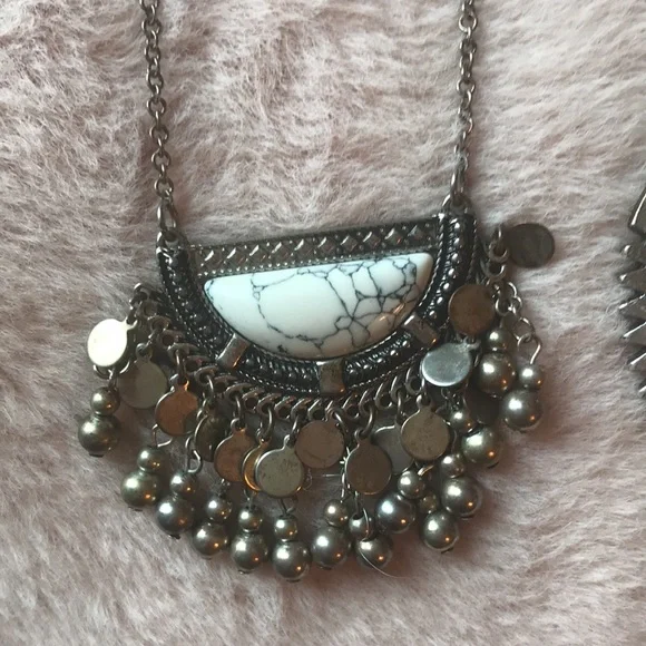 Free people necklace silver jewelry - Picture 2 of 3